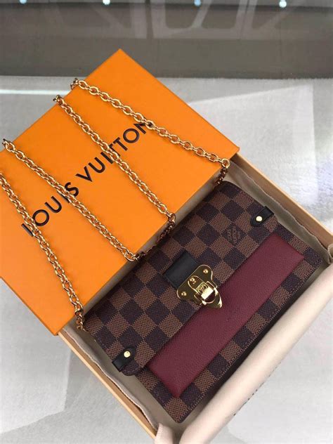 louis vuitton vavin wallet on chain
